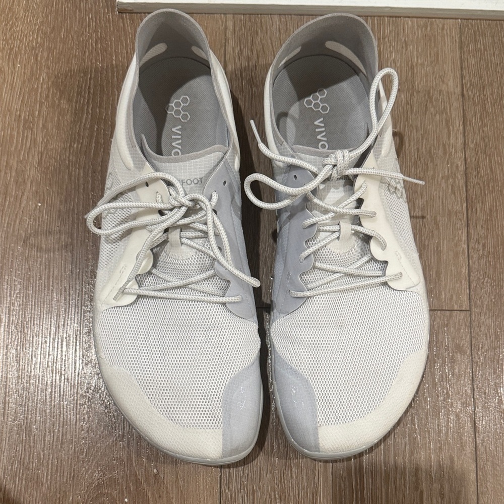 Vivo Barefoot primus lite 3.5 White and Gray Athletic Shoes - Picture 6 of 6